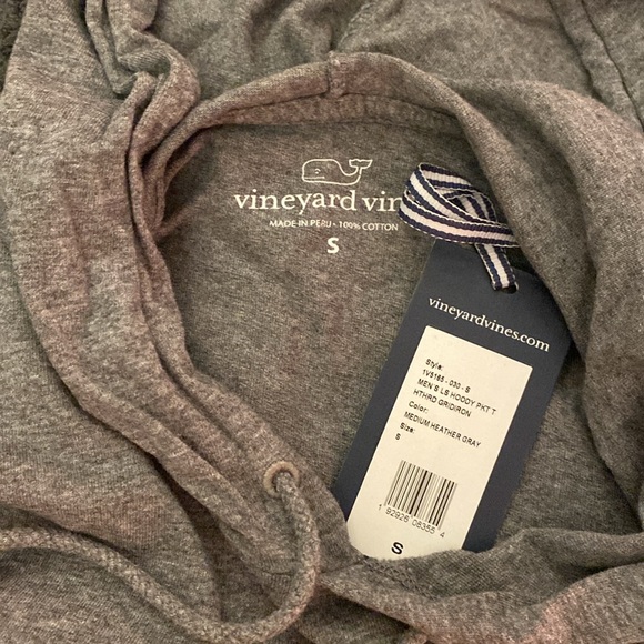 NWT men’s Vineyard Vines shirt. - Picture 3 of 4